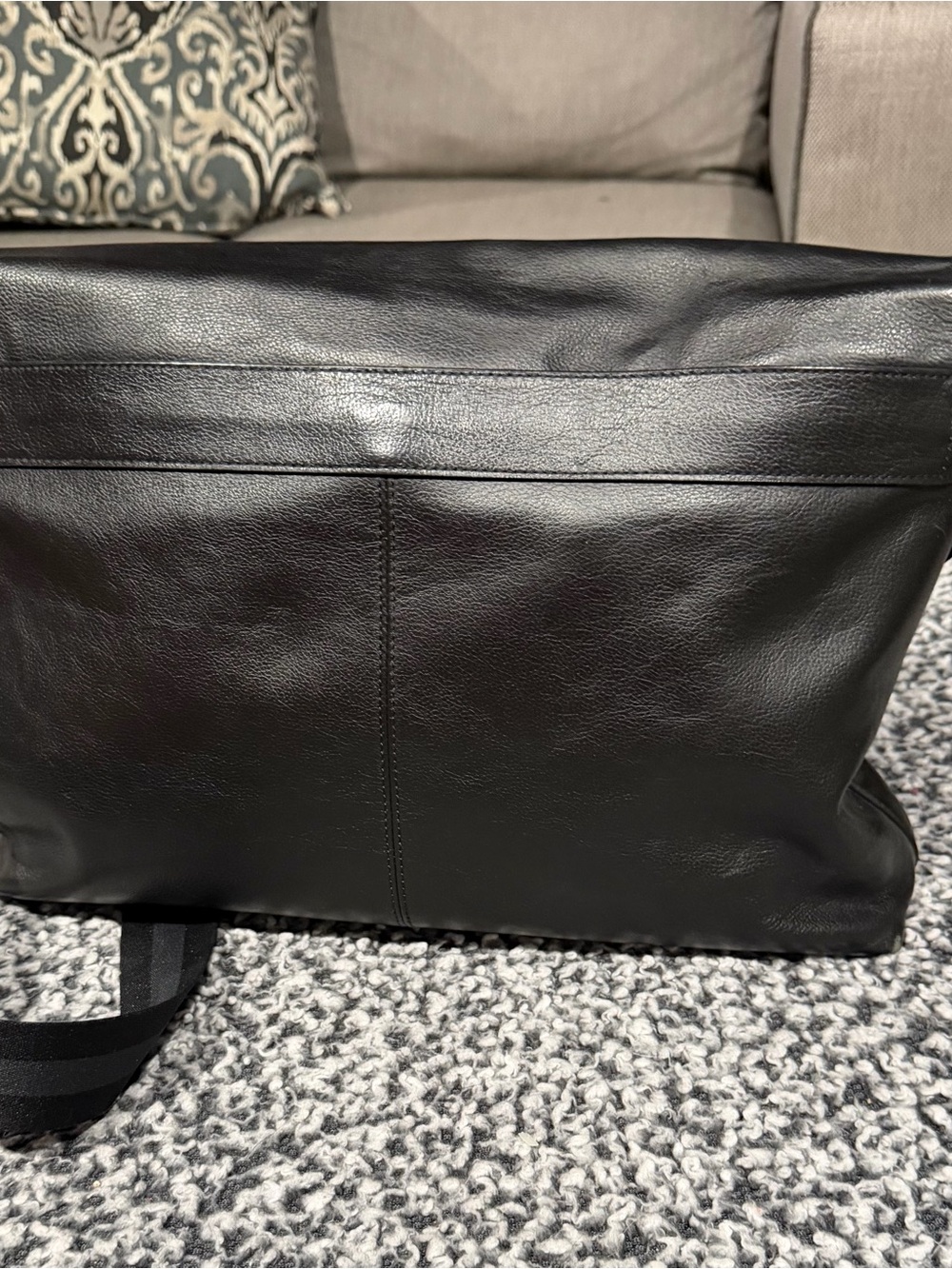 Coach Black Leather Messenger Bag for Men - Minimalist Flap - Picture 2 of 3